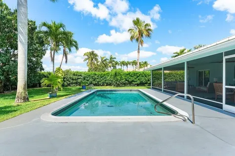 474 S Country Club Drive Atlantis FL 33462