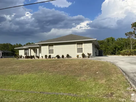 145 SW Hawthorne Circle Port Saint Lucie FL 34953