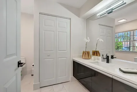 7287 Via Palomar Boca Raton FL 33433