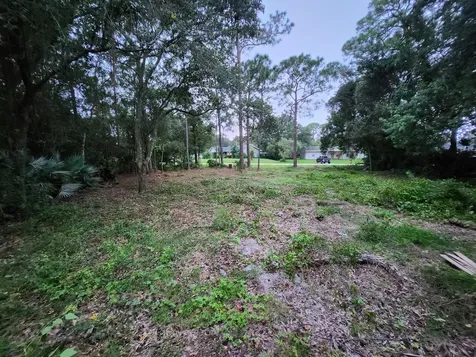 2420 85th Court Vero Beach FL 32966