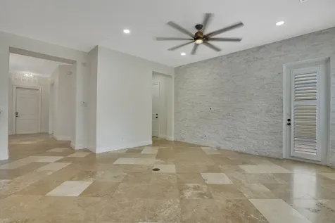 138 Via Palma Lane Boca Raton FL 33487