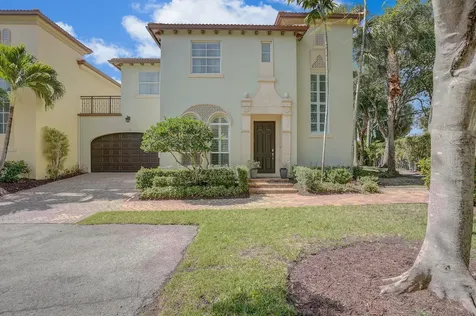 138 Via Palma Lane Boca Raton FL 33487
