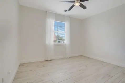138 Via Palma Lane Boca Raton FL 33487