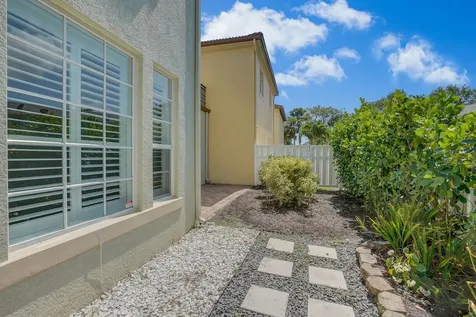 138 Via Palma Lane Boca Raton FL 33487