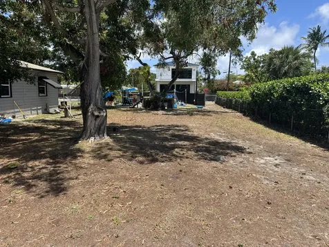 617 Se 2nd Avenue Delray Beach FL 33483