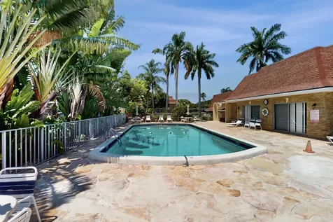 5540 Tamberlane Circle Palm Beach Gardens FL 33418