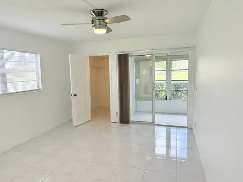 1036 Hythe B Boca Raton FL 33434