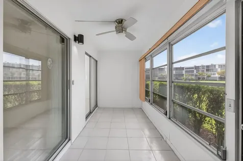 1036 Hythe B Boca Raton FL 33434