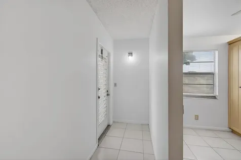 1036 Hythe B Boca Raton FL 33434