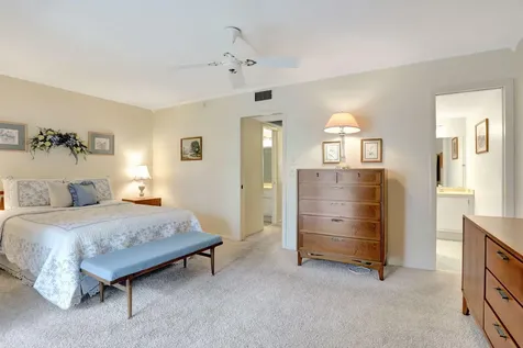 432 Grantham Deerfield Beach FL 33442