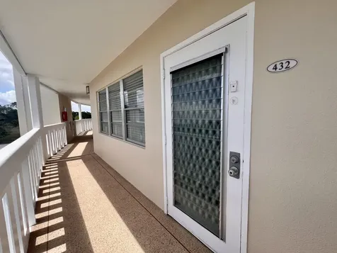 432 Grantham Deerfield Beach FL 33442