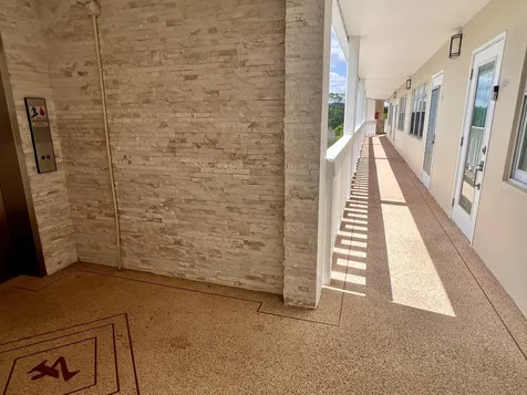 432 Grantham Deerfield Beach FL 33442