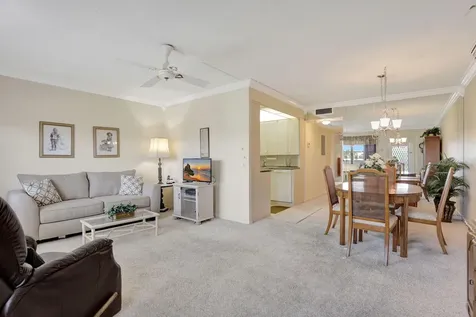 432 Grantham Deerfield Beach FL 33442