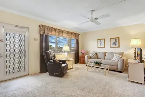 432 Grantham Deerfield Beach FL 33442