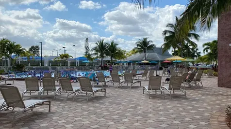 432 Grantham Deerfield Beach FL 33442