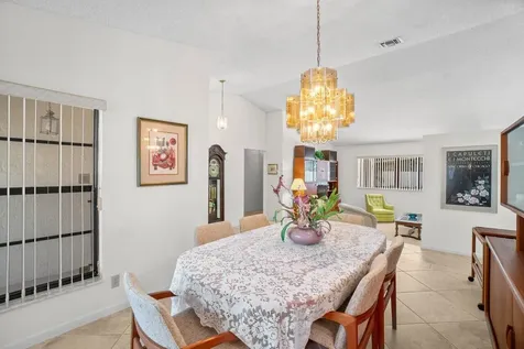 21820 Beachnut Drive Boca Raton FL 33433