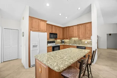 21820 Beachnut Drive Boca Raton FL 33433