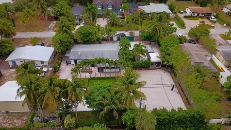 387 Enfield Street Boca Raton FL 33487