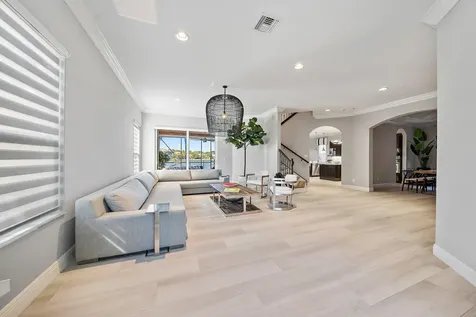12140 Aviles Circle Palm Beach Gardens FL 33418