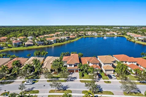 12140 Aviles Circle Palm Beach Gardens FL 33418