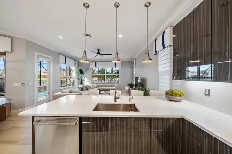 12140 Aviles Circle Palm Beach Gardens FL 33418