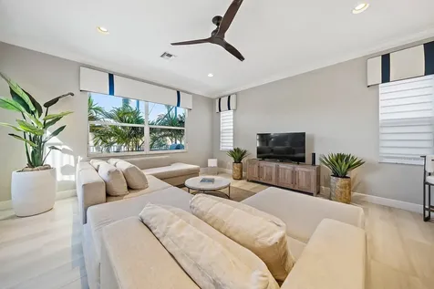 12140 Aviles Circle Palm Beach Gardens FL 33418