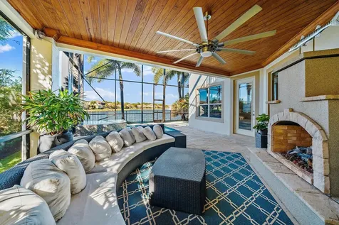 12140 Aviles Circle Palm Beach Gardens FL 33418