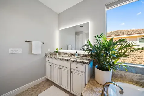 12140 Aviles Circle Palm Beach Gardens FL 33418