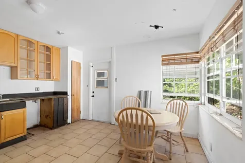 310 Sw 2nd Street Boca Raton FL 33432