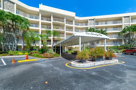 800 Cypress Grove Drive Pompano Beach FL 33069
