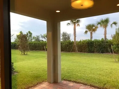 4516 San Fratello Circle Lake Worth FL 33467