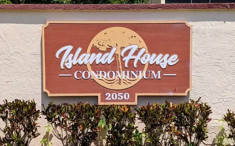 2050 Oleander Boulevard Fort Pierce FL 34950