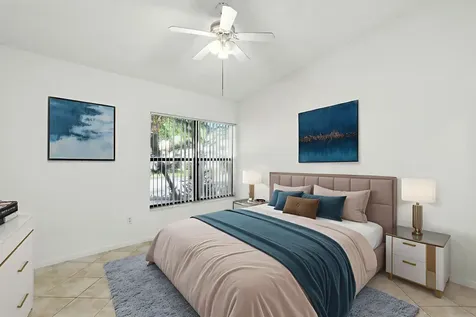 3646 English Road Lake Worth FL 33467