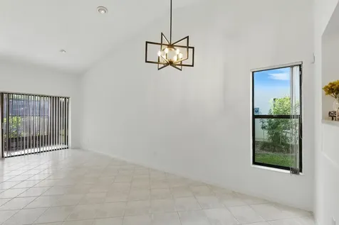 3646 English Road Lake Worth FL 33467