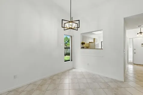 3646 English Road Lake Worth FL 33467