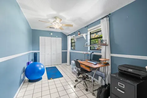 10124 182nd Court Boca Raton FL 33498