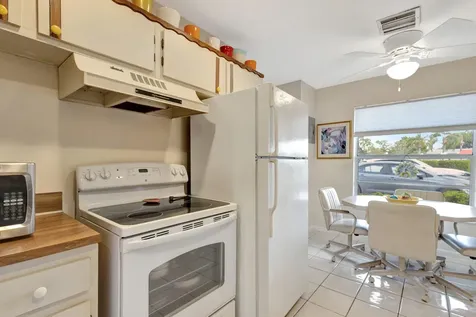 5200 Privet B Place Delray Beach FL 33484