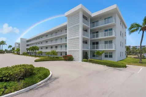 2018 S Federal Highway Boynton Beach FL 33435