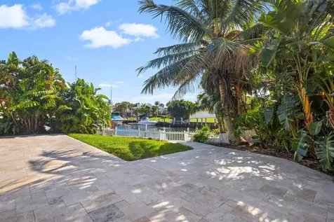 2500 Ne 23rd Street Pompano Beach FL 33062