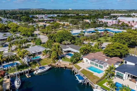 2500 Ne 23rd Street Pompano Beach FL 33062