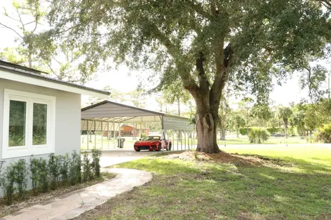10754 Tamis Trail Lake Worth FL 33449