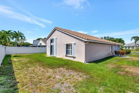 5317 Oakmont Village Circle Lake Worth FL 33463