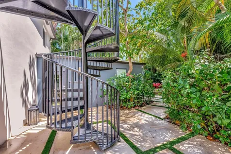 430 Ne 121st Street Biscayne Park FL 33161