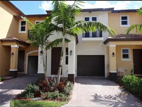 6996 Long Pine Circle Coconut Creek FL 33073