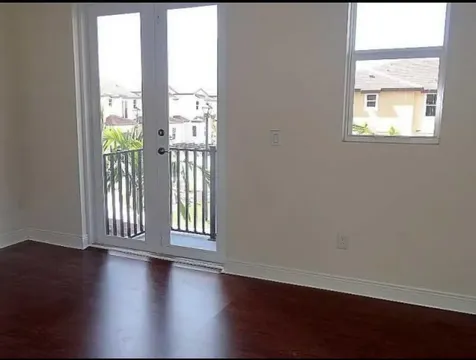 6996 Long Pine Circle Coconut Creek FL 33073