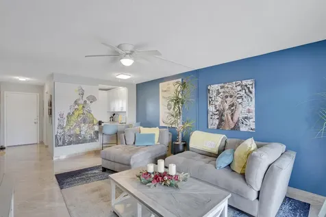 2724 N Garden Drive Lake Worth FL 33461