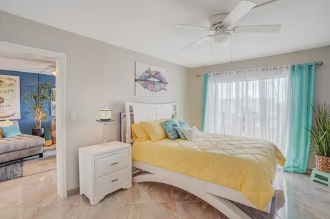 2724 N Garden Drive Lake Worth FL 33461