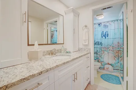 2724 N Garden Drive Lake Worth FL 33461