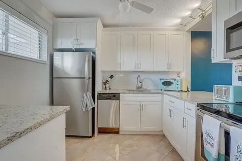 2724 N Garden Drive Lake Worth FL 33461
