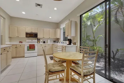 4528 Barclay Fair Way Lake Worth FL 33449